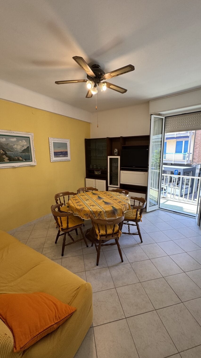 Trilocale ristrutturato vicino al mare Alassio